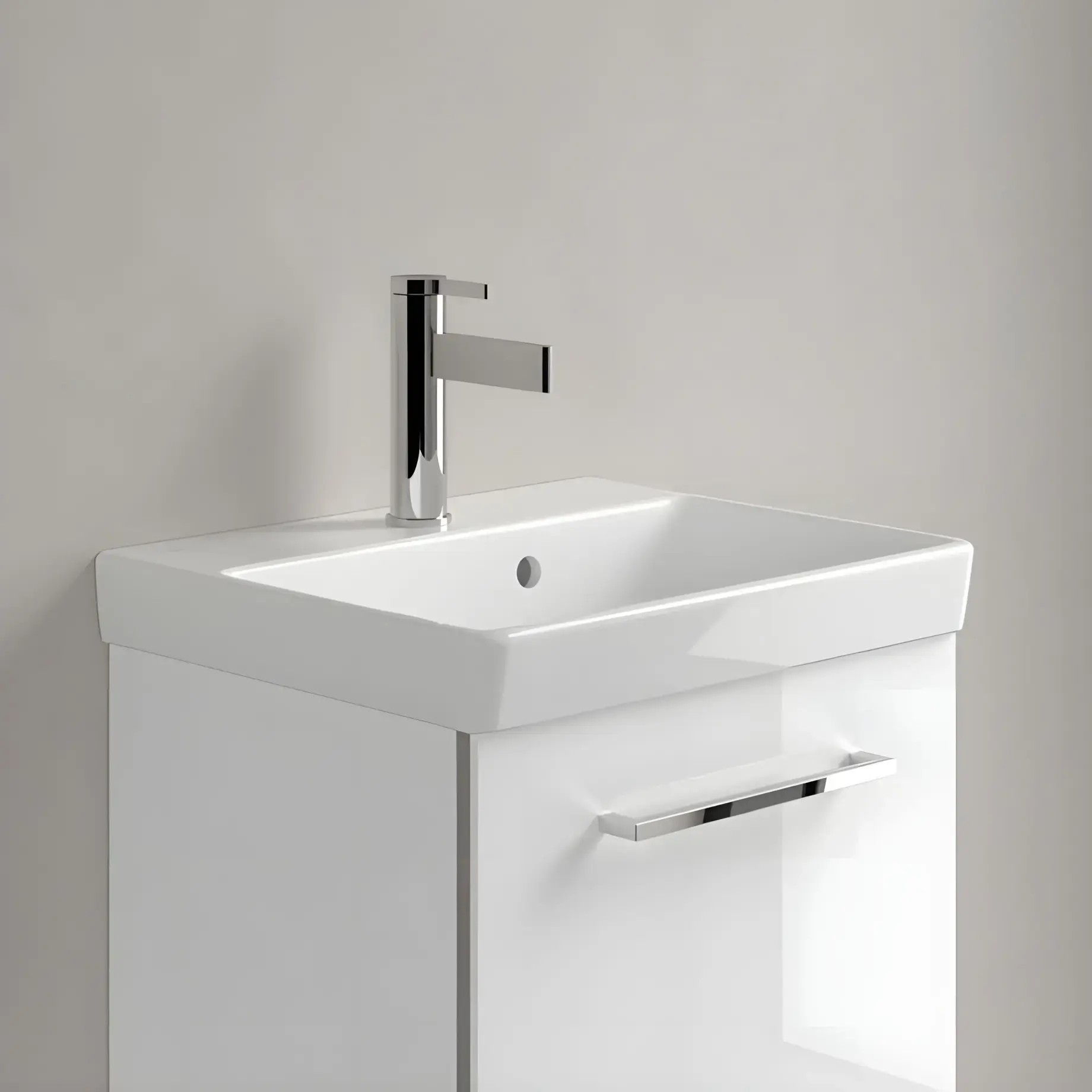 Умывальник Avento Villeroy & Boch 735845R1 — вид сзади