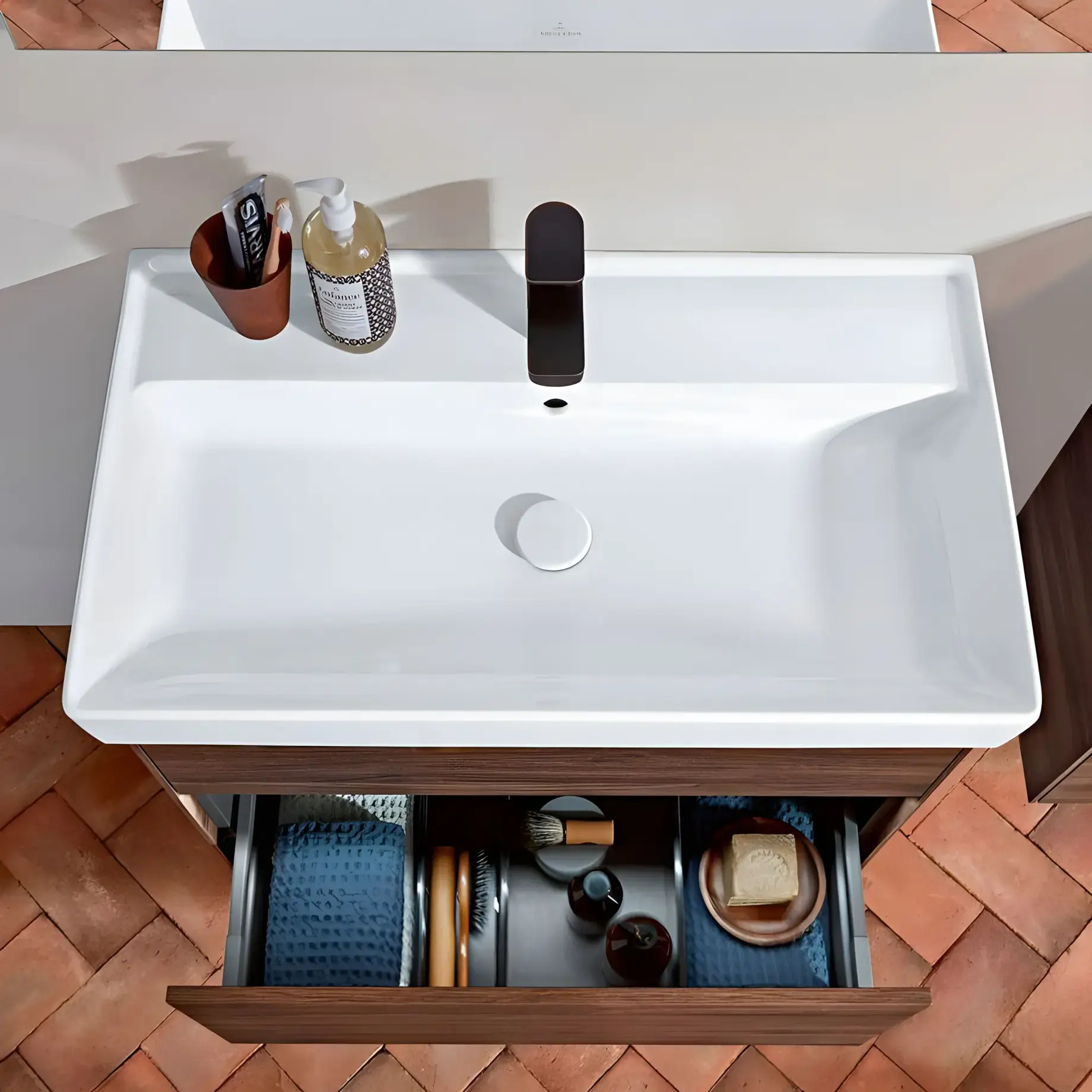 Умивальник Collaro Villeroy & Boch 4A33A501 — вид спереду