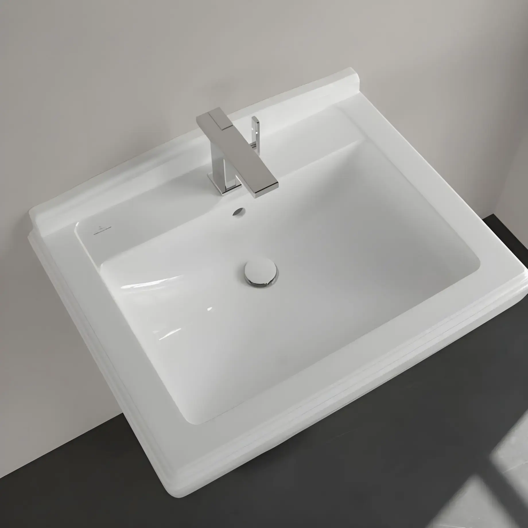 Умывальник Hommage Villeroy & Boch 710175R1 — вид спереди
