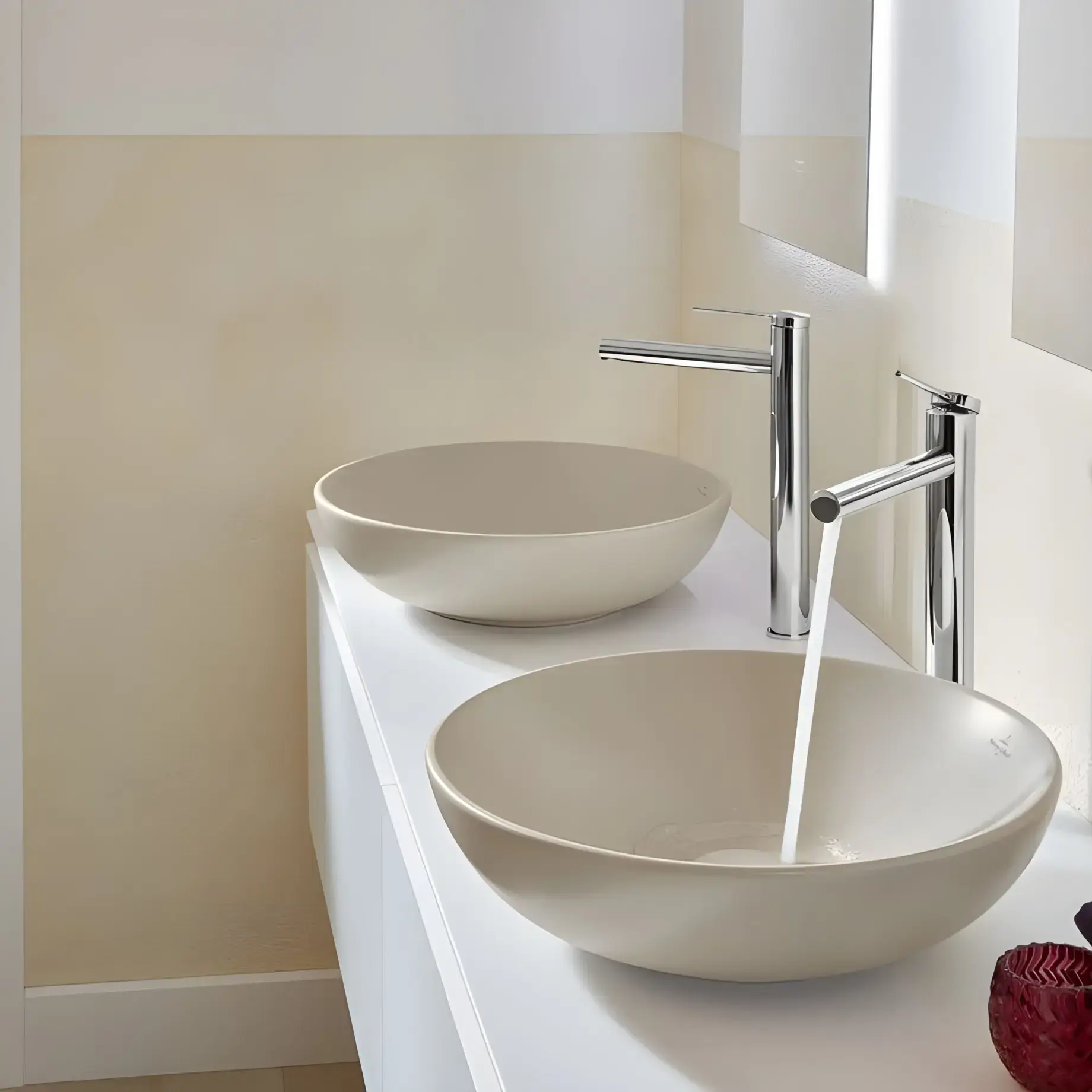 Умивальник Loop & Friends Villeroy & Boch 4A4600AM Almond CeramicPlus — бічний ракурс