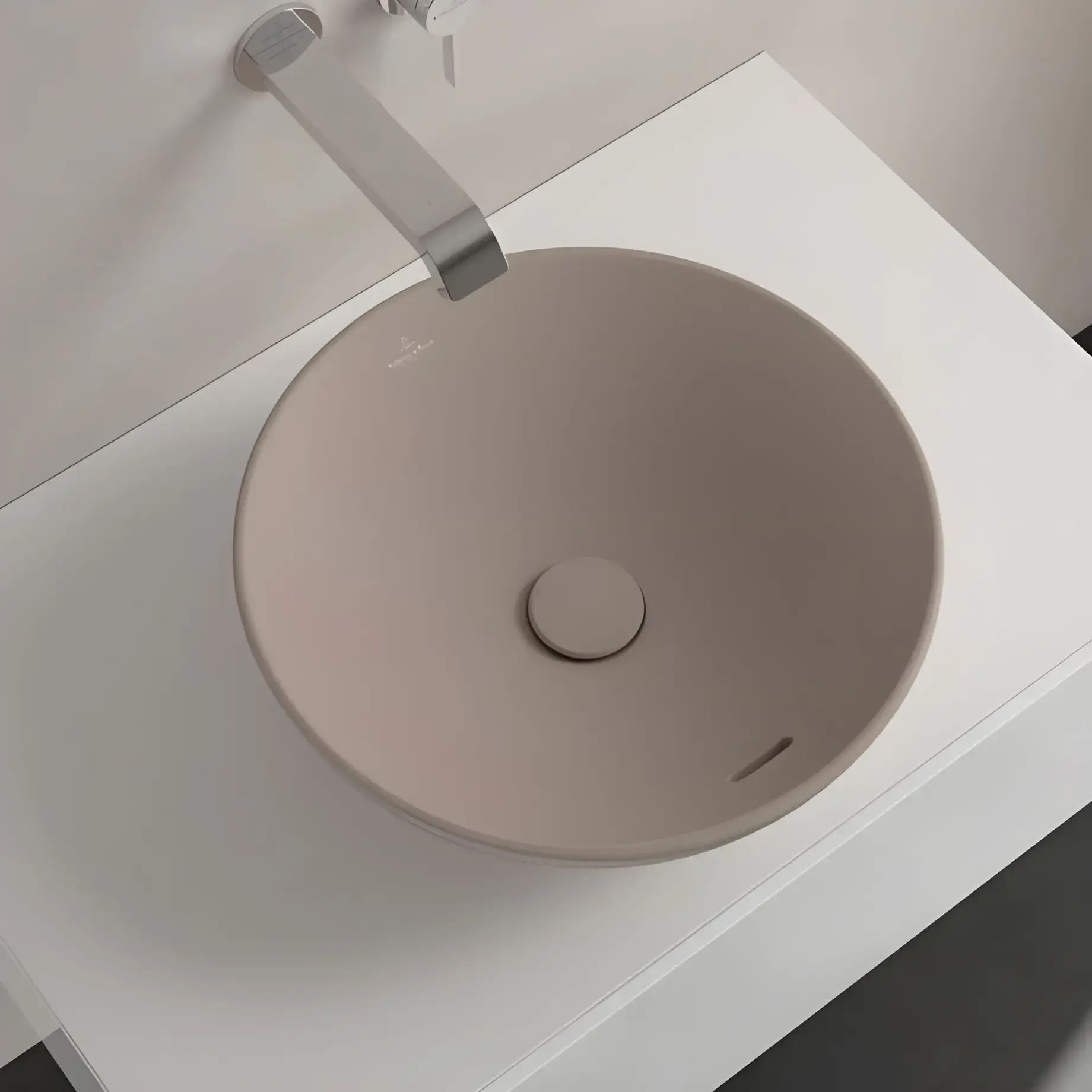 Умивальник Loop & Friends Villeroy & Boch 4A4600AM Almond CeramicPlus — в інтерʼєрі ванної кімнати