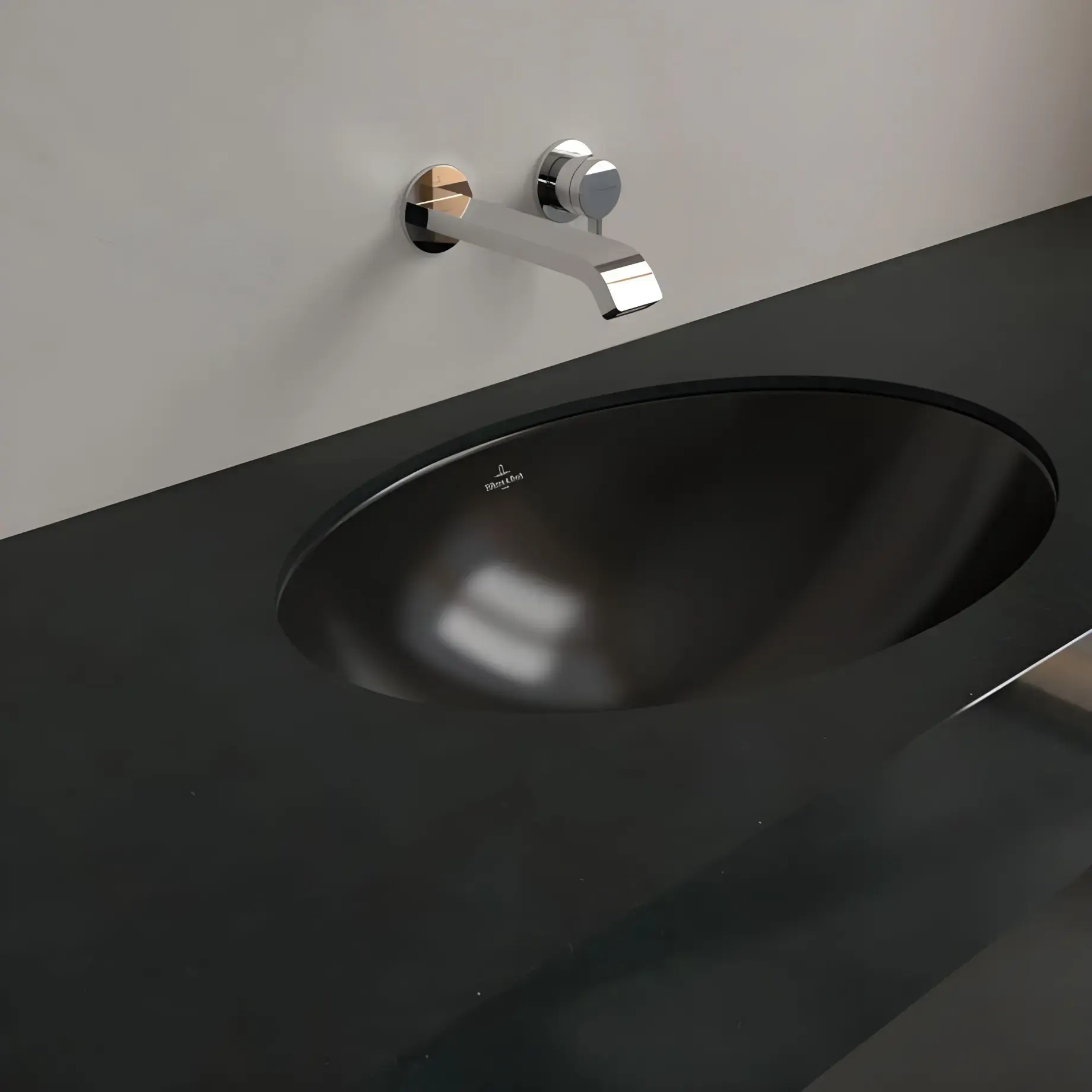 Умивальник Loop & Friends Villeroy & Boch 4A5501R7 Pure Black CeramicPlus — бічний ракурс