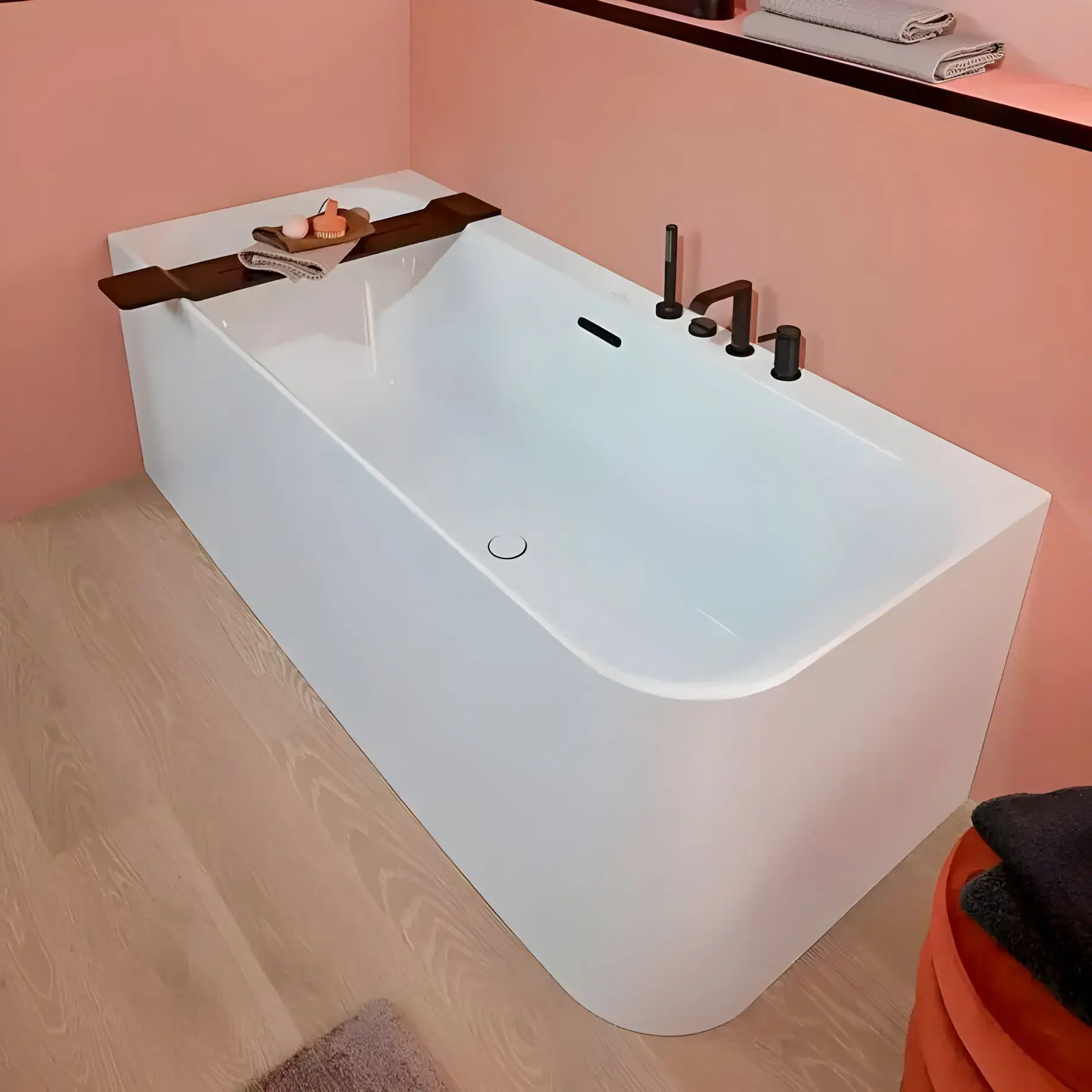 Ванна Loop & Friends Villeroy & Boch UBA180LOF9CL00V-01 — вид ззаду