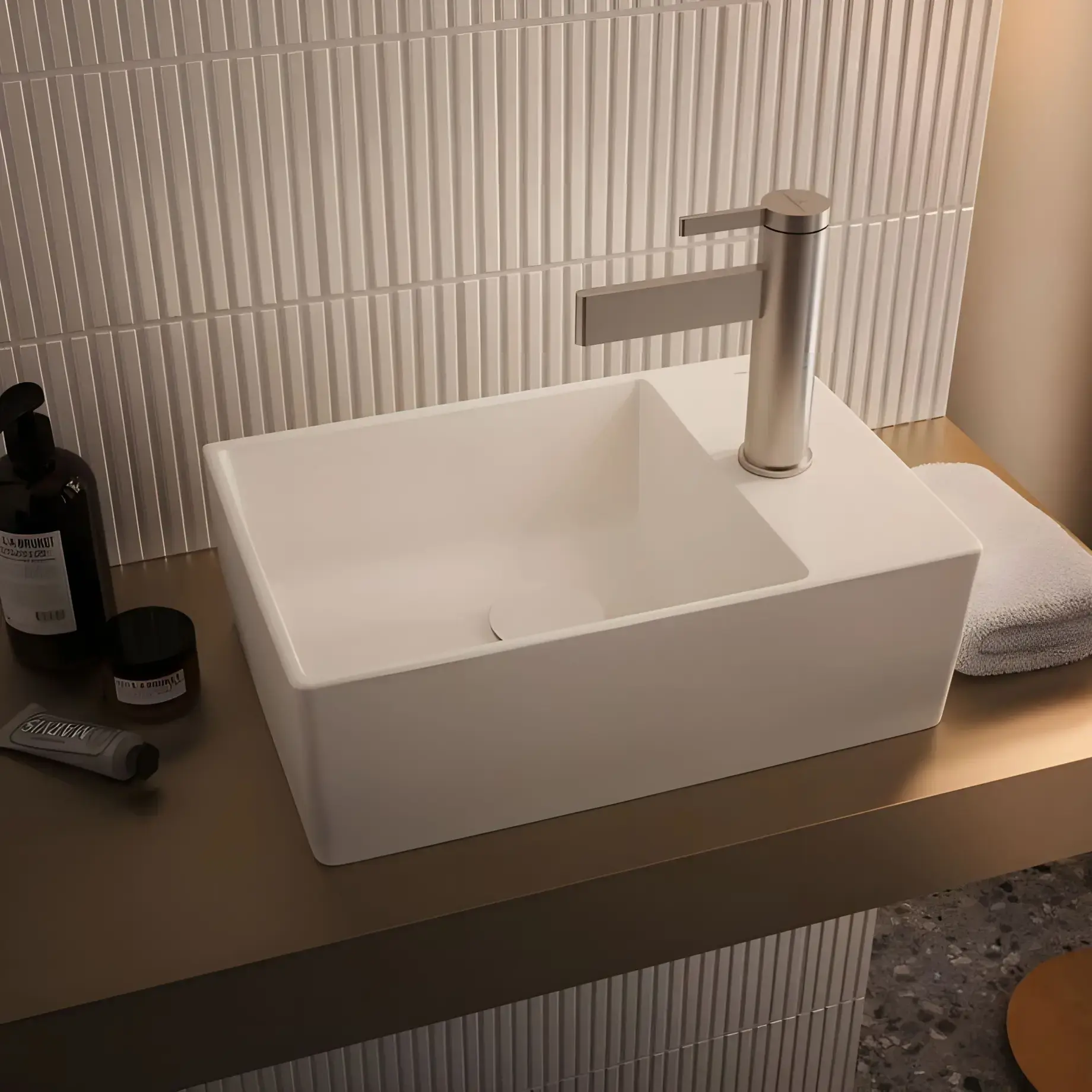 Умивальник Memento 2.0 Villeroy & Boch 43234GRW Stone White CeramicPlus — вид ззаду