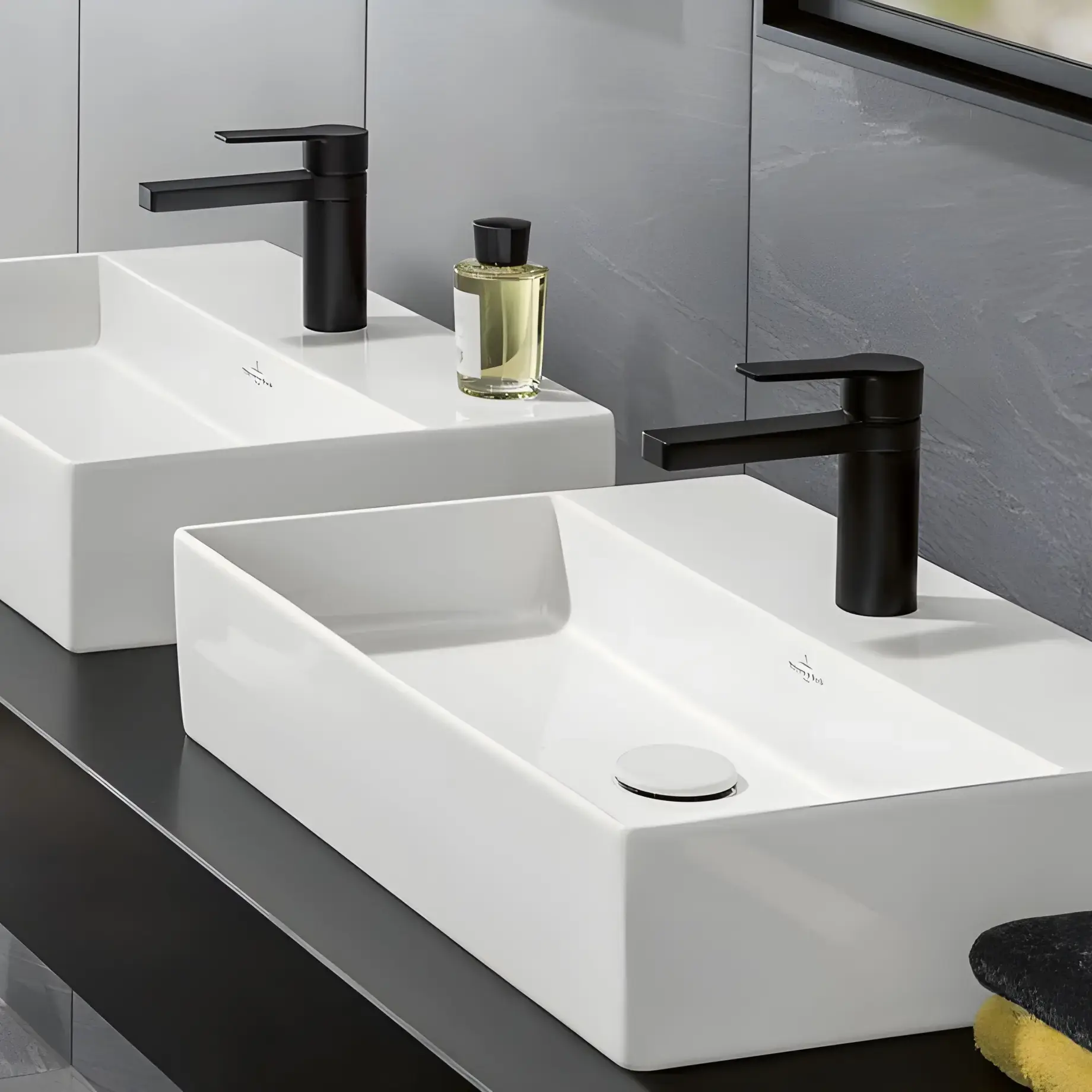 Умивальник Memento 2.0 Villeroy & Boch 4A076001 Alpine White — вид спереду