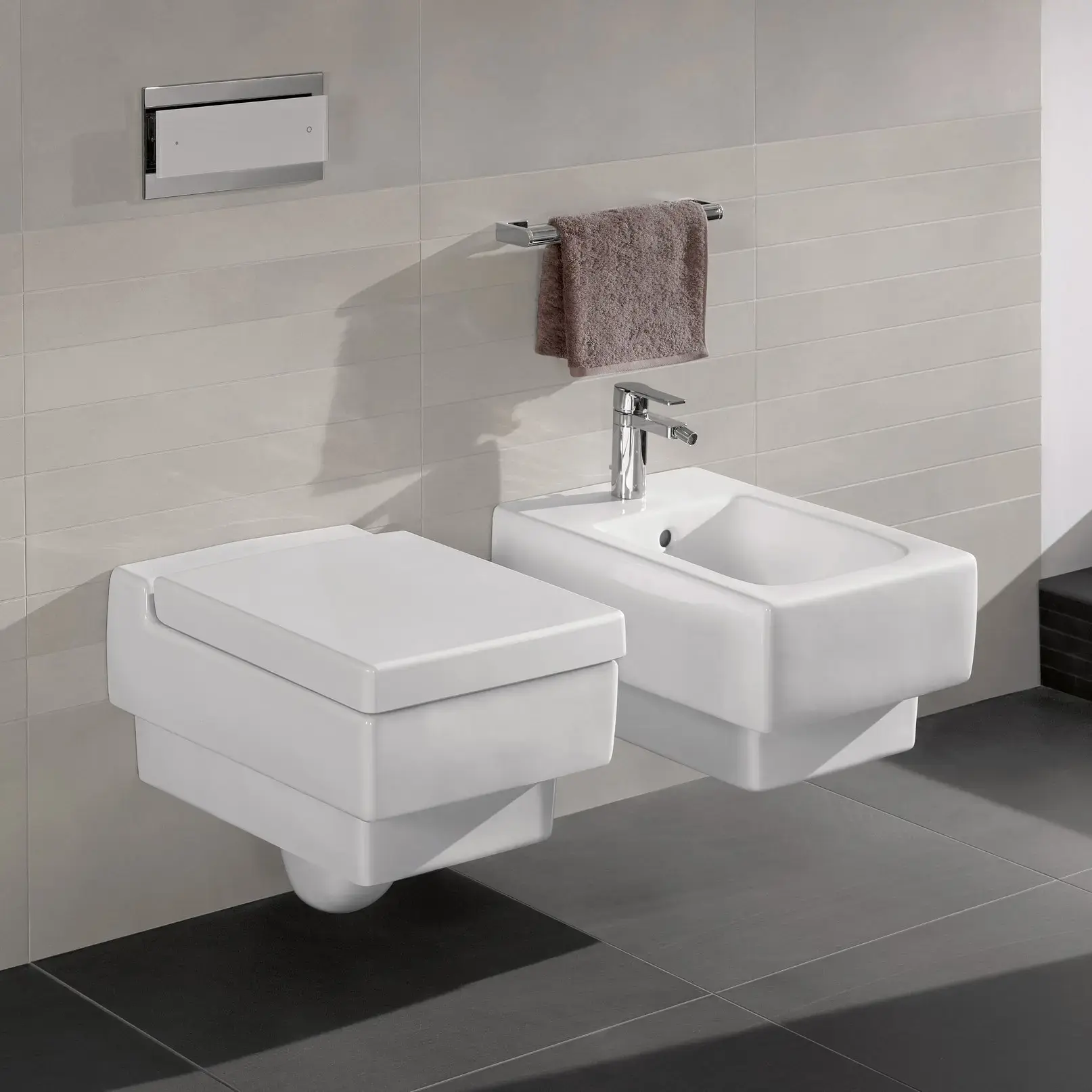 Біде Memento Villeroy & Boch 542800R1 — бічний ракурс