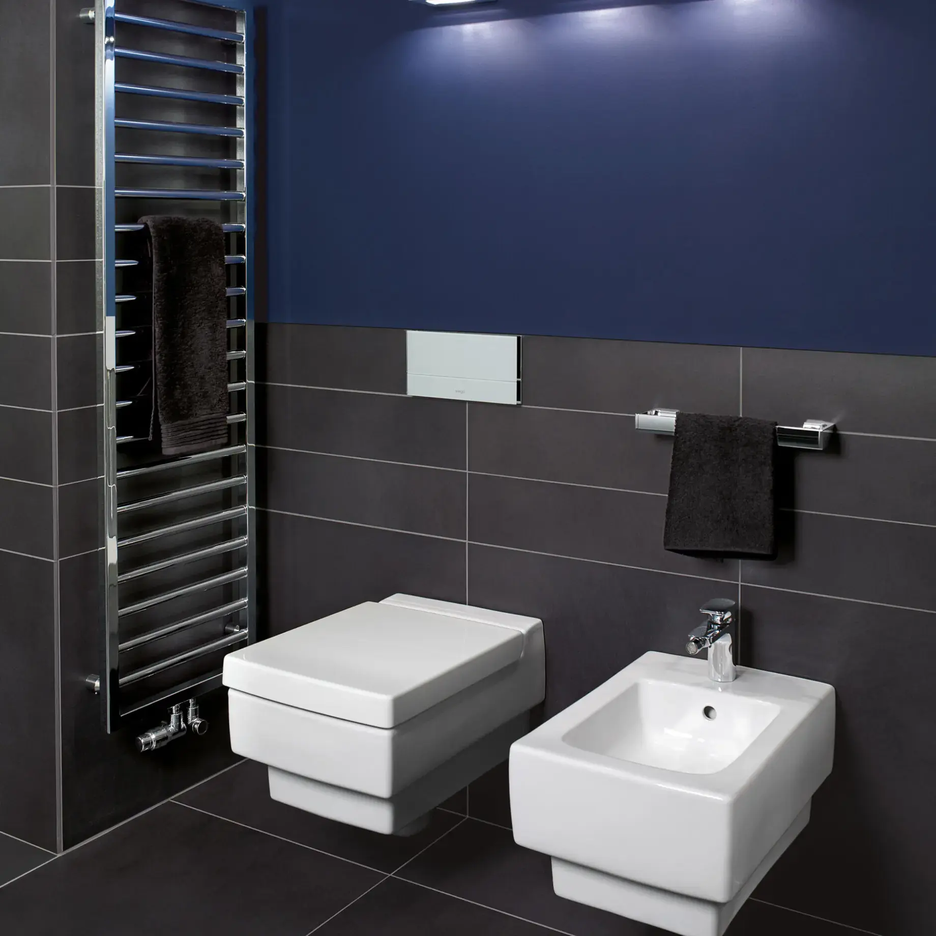 Біде Memento Villeroy & Boch 542800R1 — ракурс 3/4