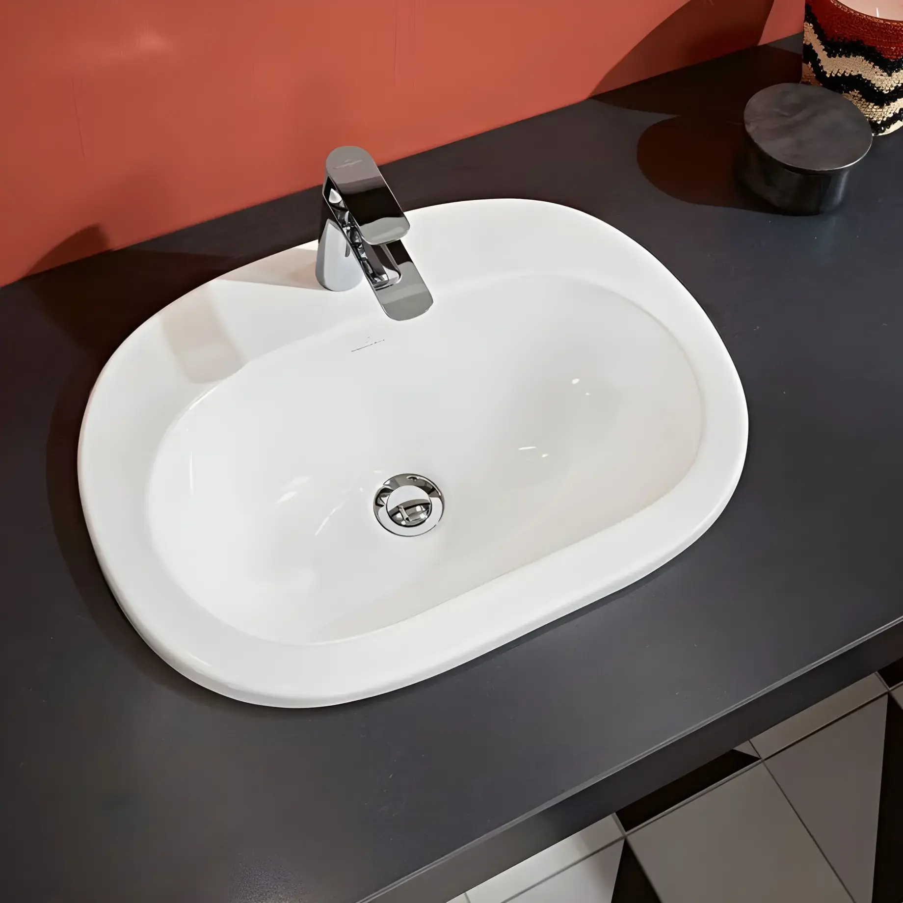 Умивальник O.novo Villeroy & Boch 41615601 — бічний ракурс