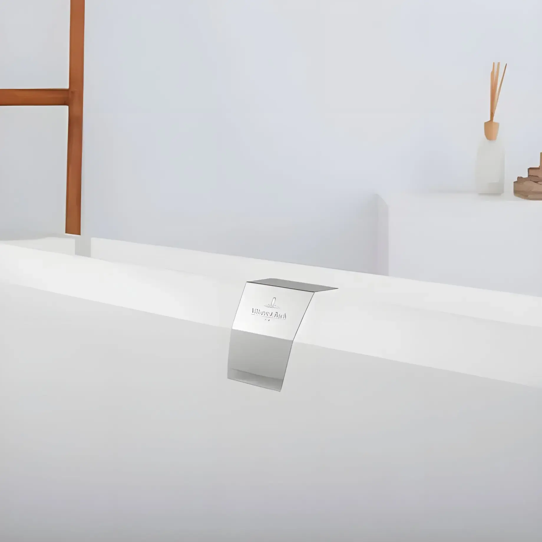 Ванна Squaro Edge 12 Villeroy & Boch UBQ160SQE2DV-01 160 x 75 см — вид всередину
