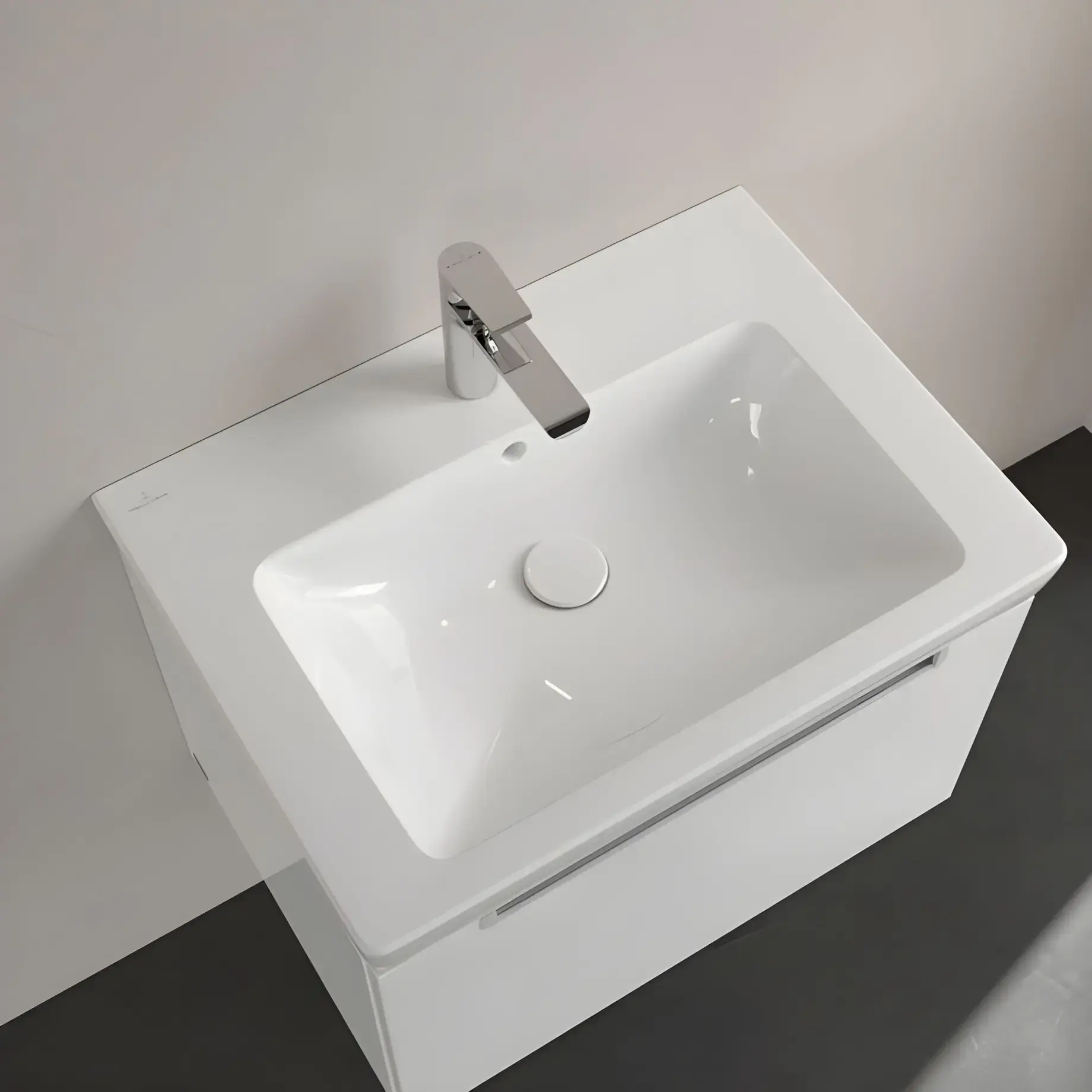 Умывальник Subway 2.0 Villeroy & Boch 7113FA01 — вид сзади