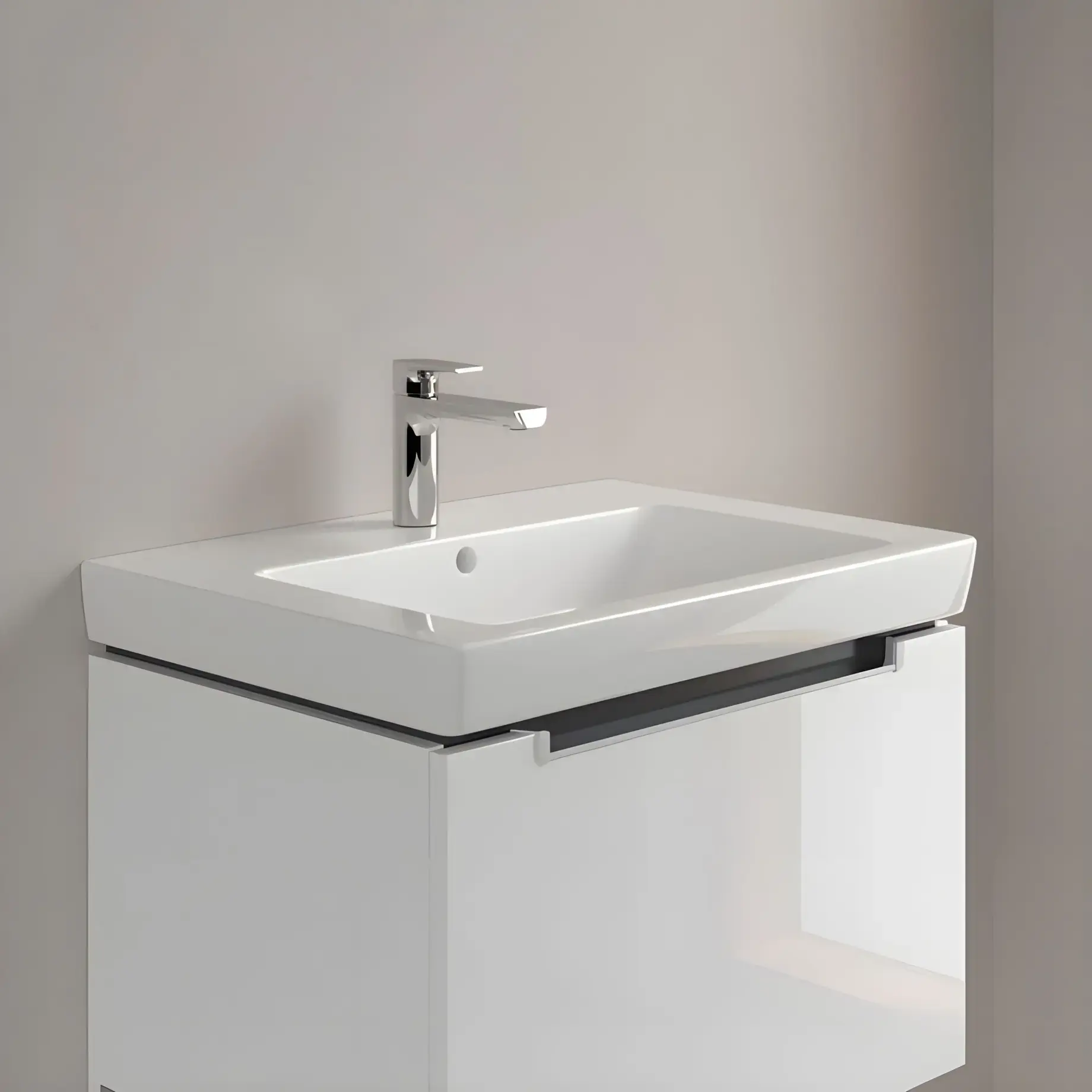 Умывальник Subway 2.0 Villeroy & Boch 7113FA01 — ракурс 3/4