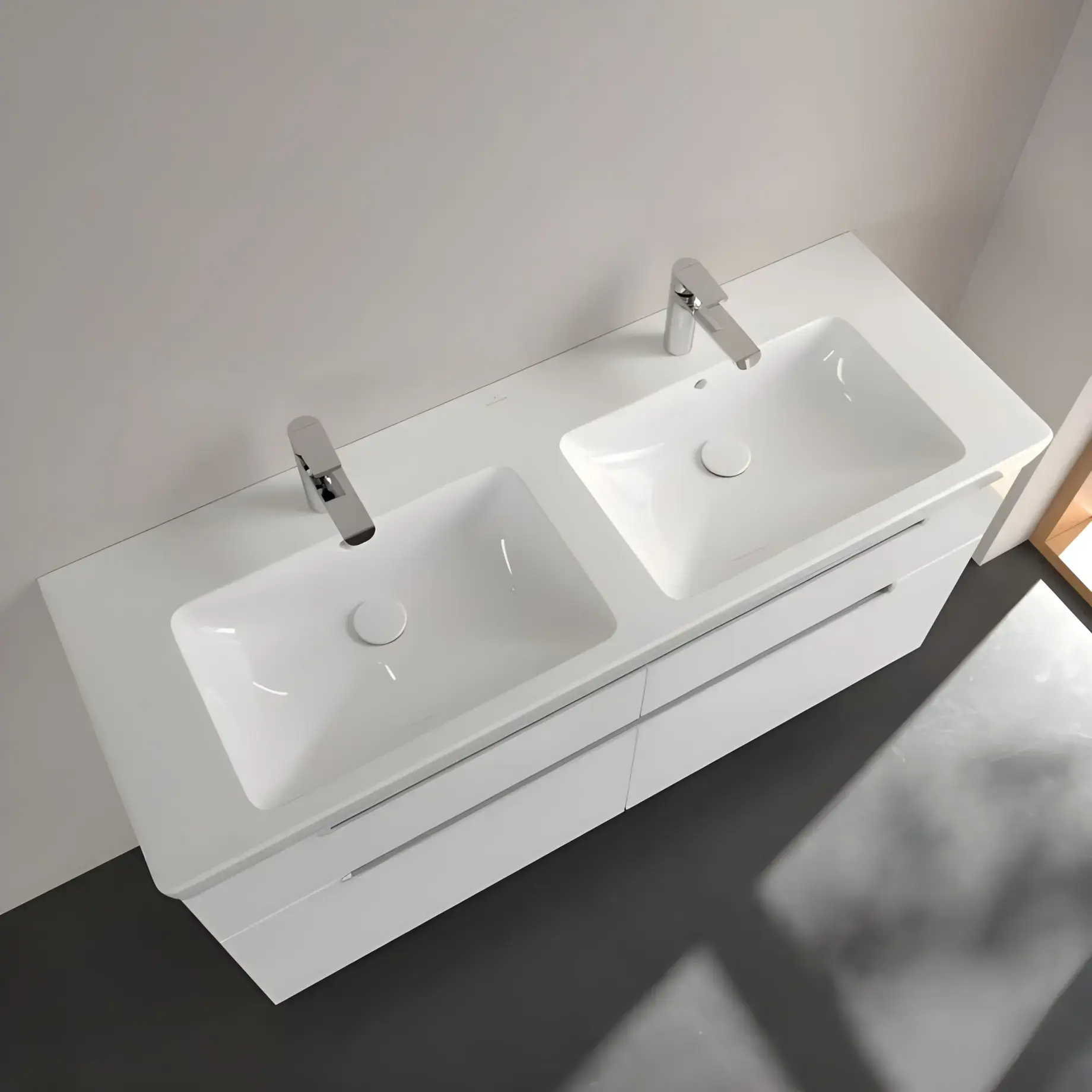 Умивальник Subway 2.0 Villeroy & Boch 7175D001 — ракурс 3/4
