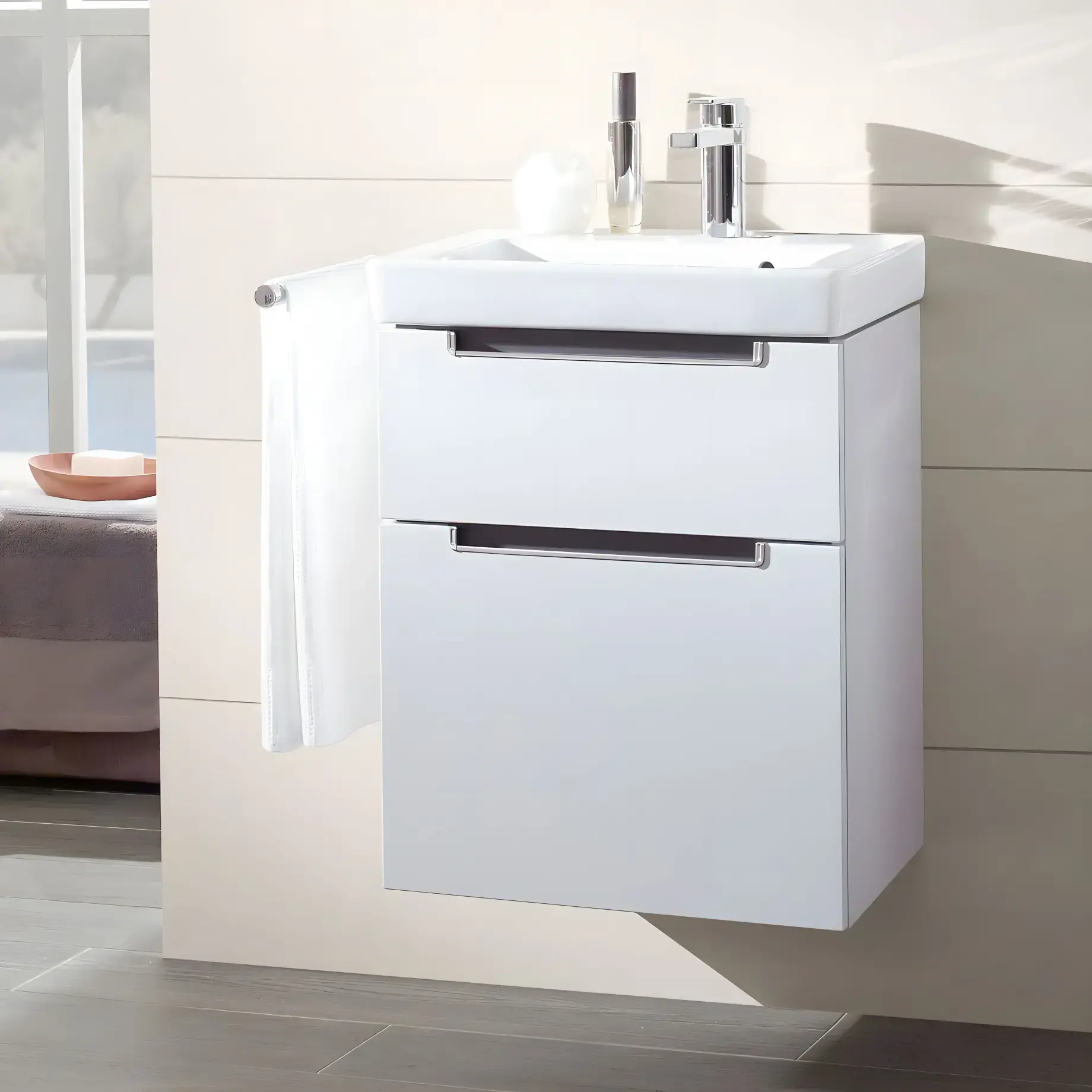Умивальник Subway 2.0 Villeroy & Boch 7315F0R1 — бічний ракурс
