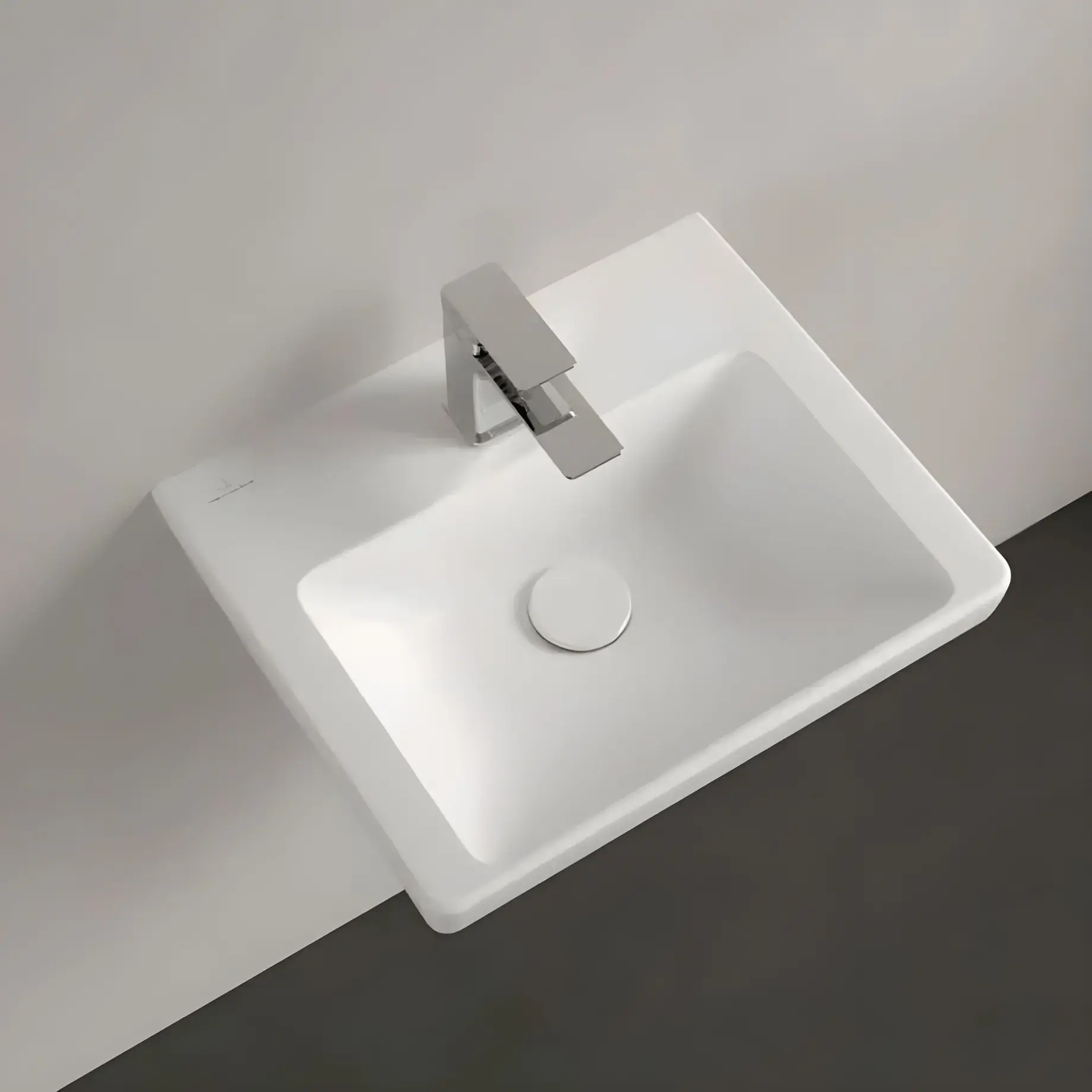 Умивальник Subway 3.0 Villeroy & Boch 43704501 — вид спереду