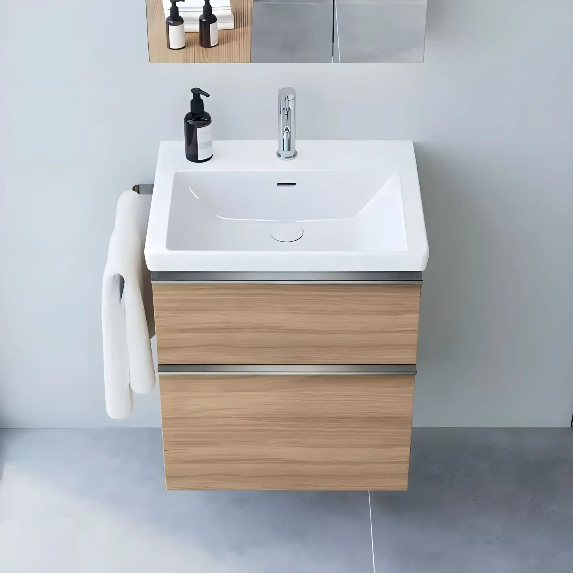 Умивальник Subway 3.0 Villeroy & Boch 4A706001 Alpine White — вид ззаду