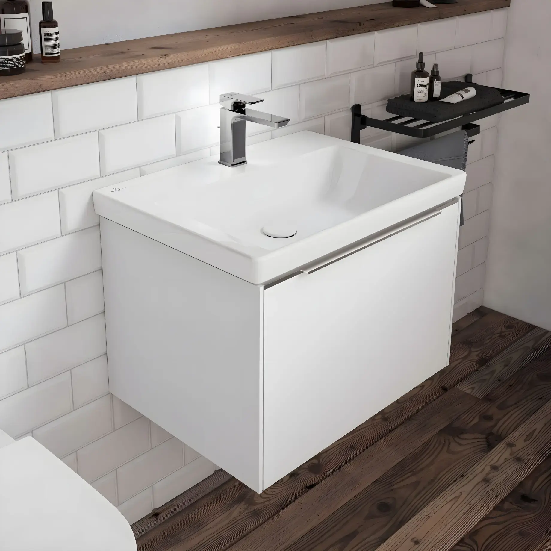 Умивальник Subway 3.0 Villeroy & Boch 4A706101 — вид спереду