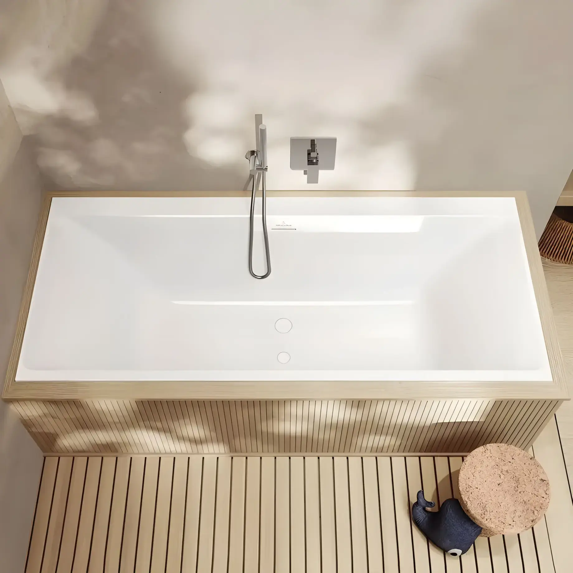 Ванна Subway 3.0 Villeroy & Boch UBQ180SBW2TDV-01 Alpine White 180 х 80 см — вид ззаду