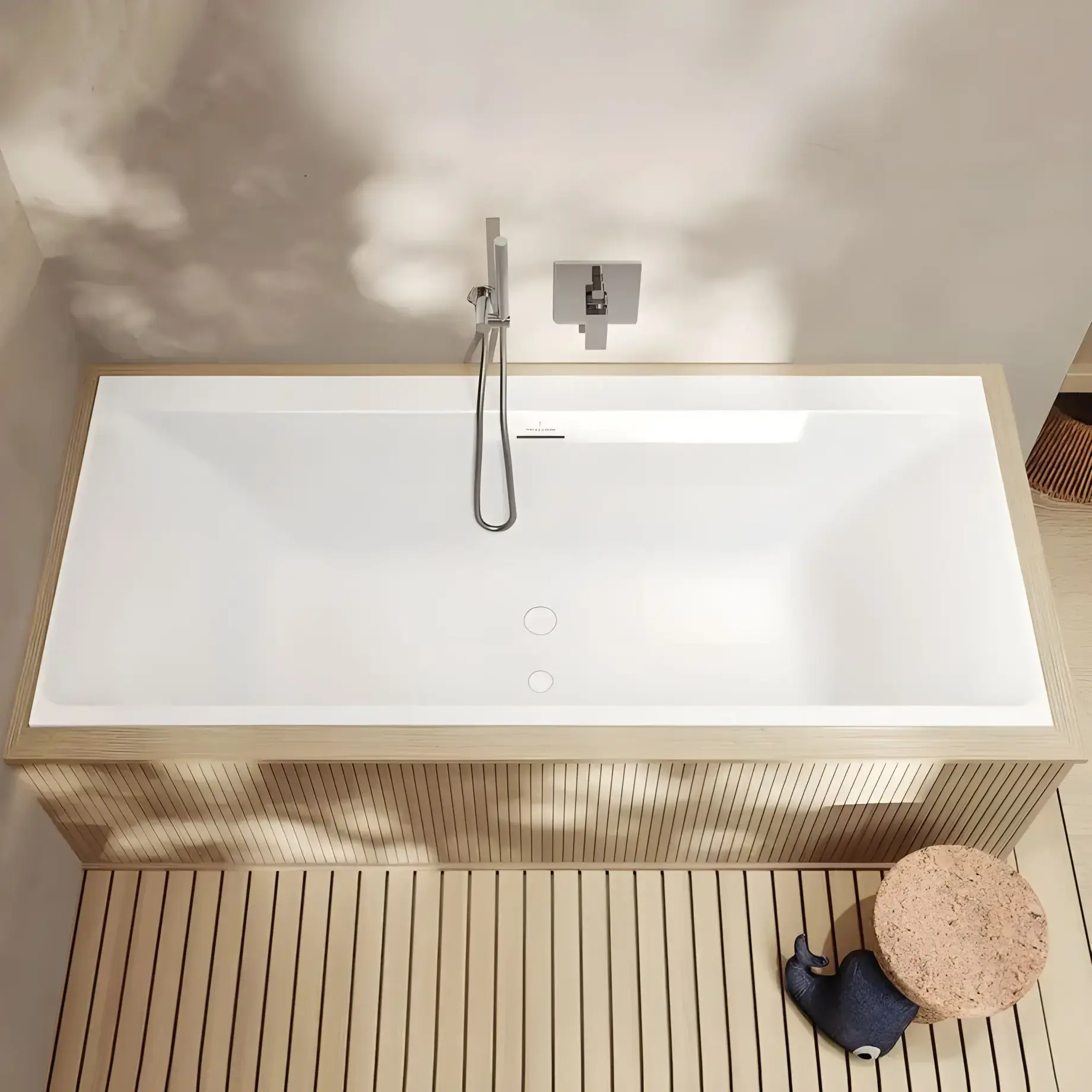Ванна Subway 3.0 Villeroy & Boch UBQ180SBW2TDV-RW Stone White 180 х 80 см — вид ззаду