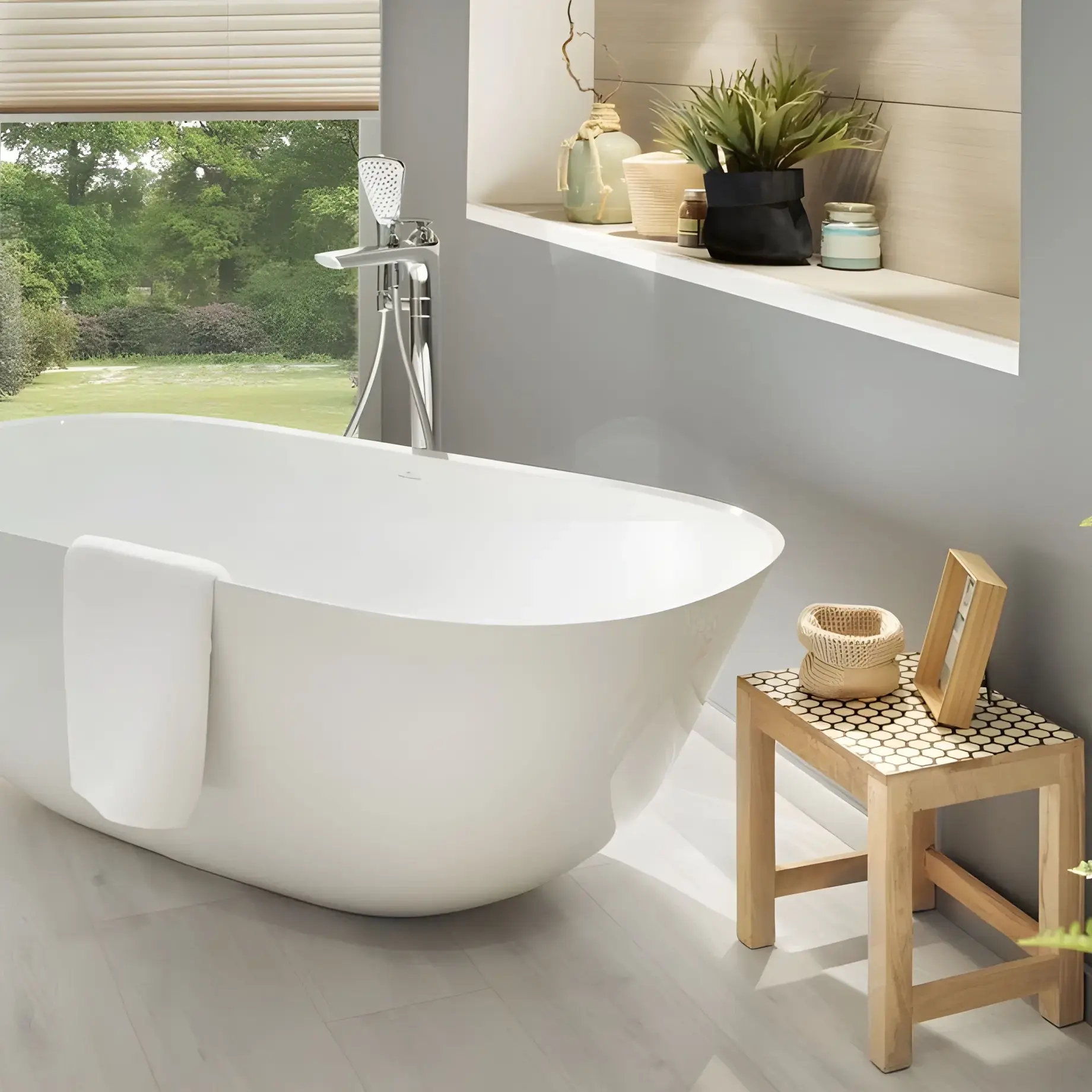 Ванна Theano Villeroy & Boch UBQ155ANH7F200V-01 Alpine White — вид ззаду