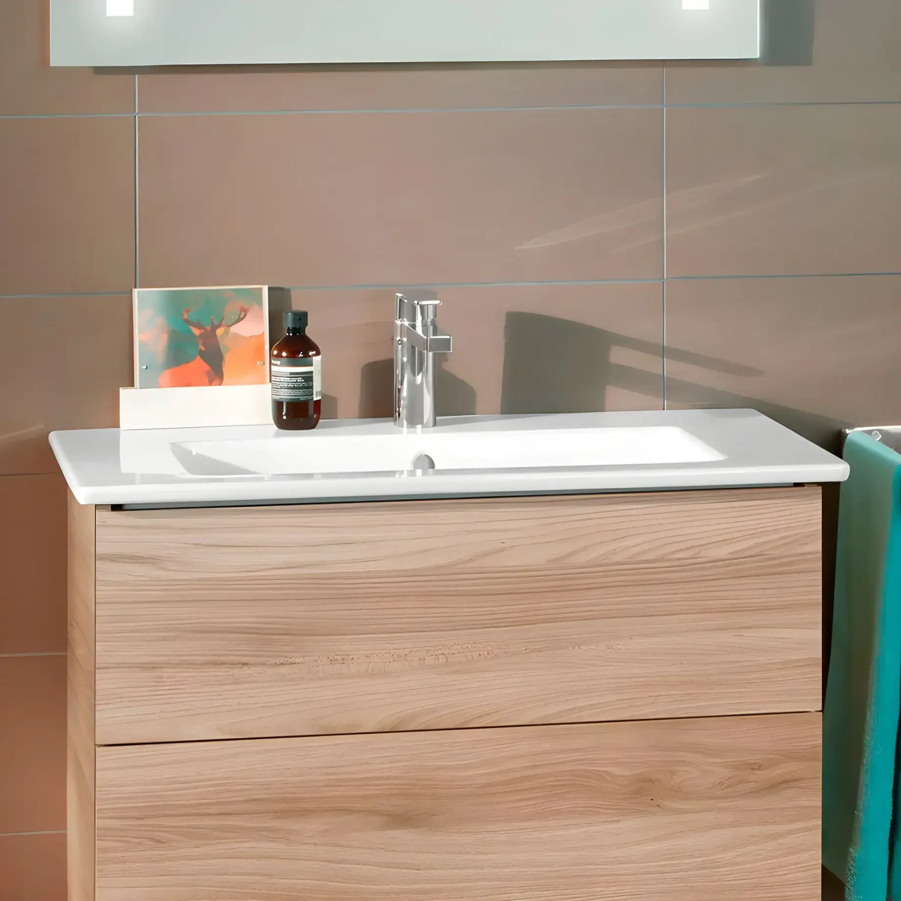 Умивальник Venticello Villeroy & Boch 41048L01 Alpine White — вид спереду
