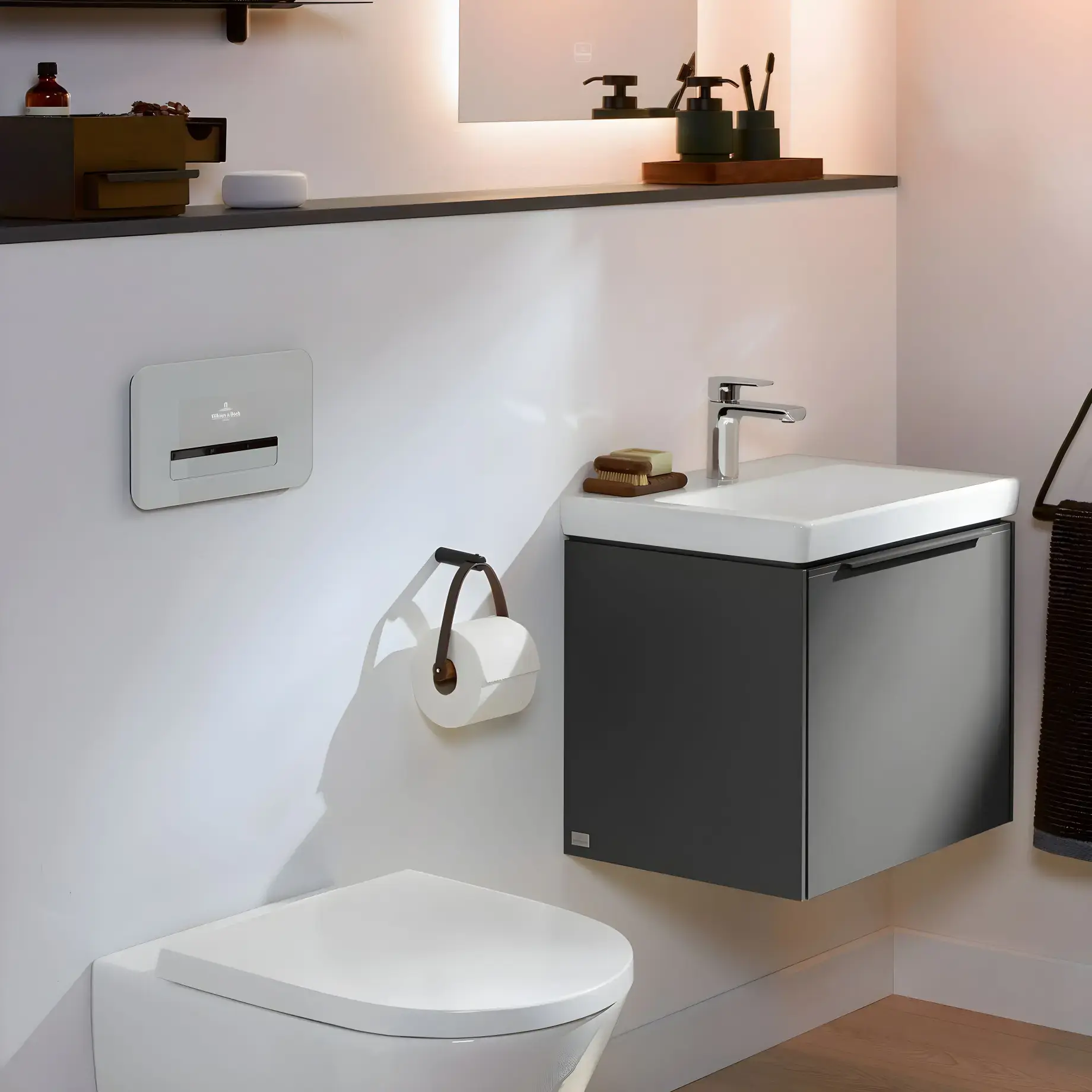 Змивна клавіша ViConnect 200G ProActive+ Villeroy & Boch 922311RE Glass Glossy White — бічний ракурс
