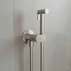 Гігієнічний душ Flow Devit 550539N Brushed Nickel — вид спереду