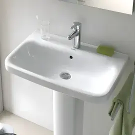 Умывальник DuraStyle Med Duravit 2324600000 — вид спереди