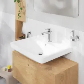 Змішувач для раковини з донним клапаном Cubeo, розмір M Grohe 1017490000 Chrome — вид спереду