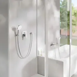 Змішувач для ванни/душу прихованого монтажу Cubeo на 2 споживача Grohe 1017780000 — вид спереду