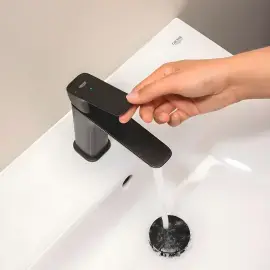 Змішувач для раковини Dice з донним клапаном Push-Open, розмір М, Cold Start Grohe 1018362430 Black — вид спереду