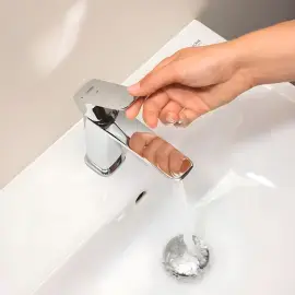 Змішувач для раковини Dice з донним клапаном Push-Open, розмір S, Cold Start Grohe 1018610000 Chrome — вид спереду