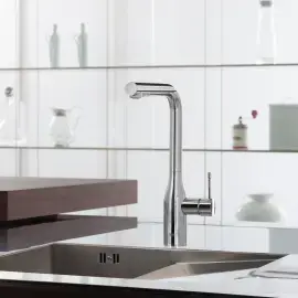 Змішувач для кухні з витяжним виливом Essence Grohe 30270000 — вид спереду