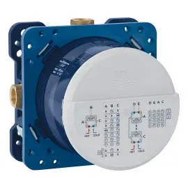 Універсальна вбудована частина змішувача Rapido SmartBox Grohe 35604000 — вид на білому тлі
