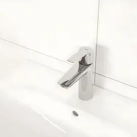 Змішувач для раковини Start з донним клапаном, розмір М QuickFix Grohe 23455002 Chrome — вид спереду