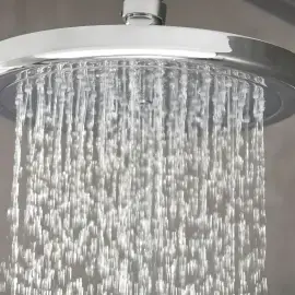 Душова система з термостатом Croma Hansgrohe 27188000 — деталь крупним планом