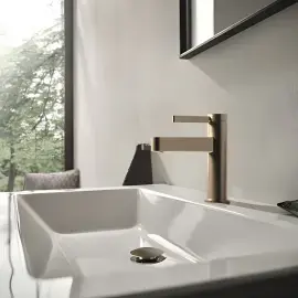 Змішувач для раковини Finoris Hansgrohe 76012140 Brushed Bronze — вид спереду