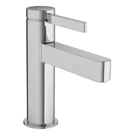 Смеситель для раковины Finoris Hansgrohe 76023000 — вид на белом фоне