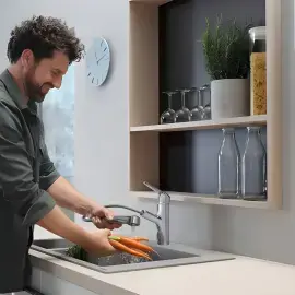 Змішувач для кухні Focus M42 Hansgrohe 71814000 Chrome — бічний ракурс