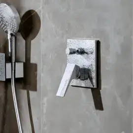 Змішувач для ванни Metropol Hansgrohe 32545000 Chrome — бічний ракурс