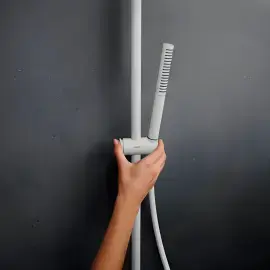 Душова система з термостатом Pulsify S Puro Hansgrohe 24223700 White Matt — вид ззаду