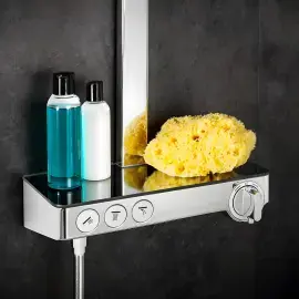 Душова система з термостатом Raindance Select E Hansgrohe 27127000 Chrome — в інтерʼєрі ванної кімнати