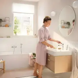Змішувач для раковини Rebris S Hansgrohe 72520000 Chrome — вид ззаду