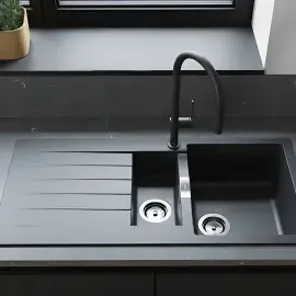 Змішувач для кухні Talis M54 Hansgrohe 72803670 Matt Black — бічний ракурс