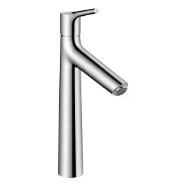 Смеситель для раковины Talis S Hansgrohe 72032000 — вид на белом фоне
