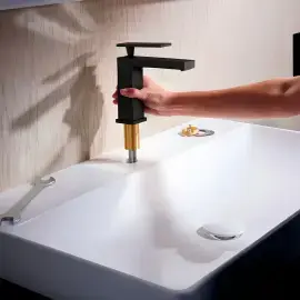 Змішувач для раковини Tecturis E Hansgrohe 73010670 Matt Black — вид спереду