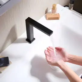 Змішувач для раковини Tecturis E Hansgrohe 73053670 Matt Black — бічний ракурс