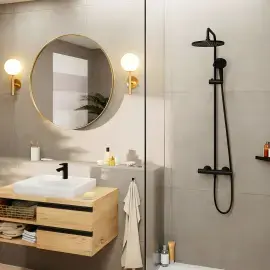 Душова система з термостатом Vernis Blend Hansgrohe 26426670 — бічний ракурс
