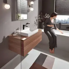 Змішувач для раковини Vivenis Hansgrohe 75020670 Black Matt — бічний ракурс