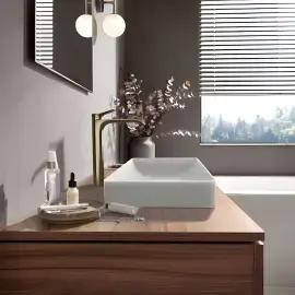 Змішувач для раковини Vivenis Hansgrohe 75044140 Brushed Bronze — вид спереду