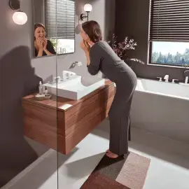 Змішувач для ванни Vivenis Hansgrohe 75444700 White Matt — вид спереду